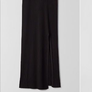 Aritzia Knit Slit Skirt - size S (black)